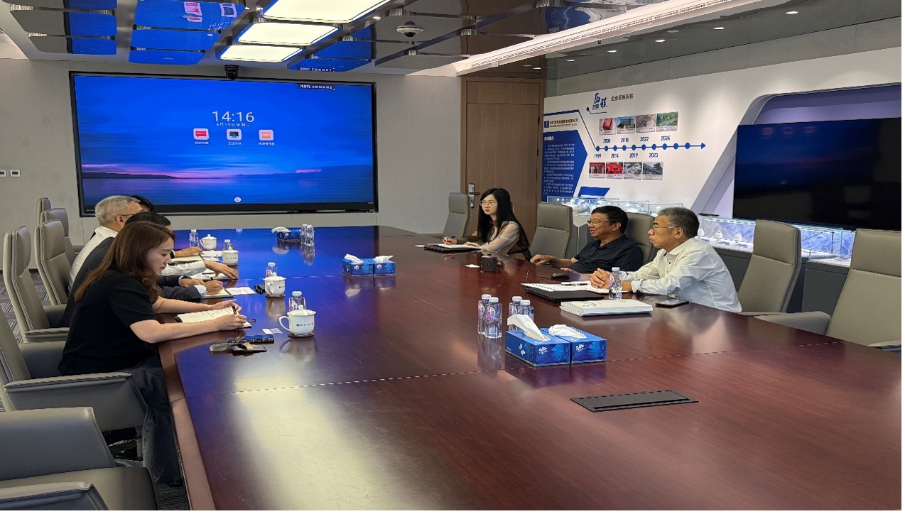 中非发展基金副总裁余焯锐一行到访乐鱼com资源总部